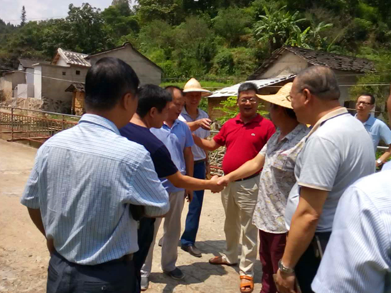 潮州中油參加地方精準(zhǔn)扶貧活動(dòng)